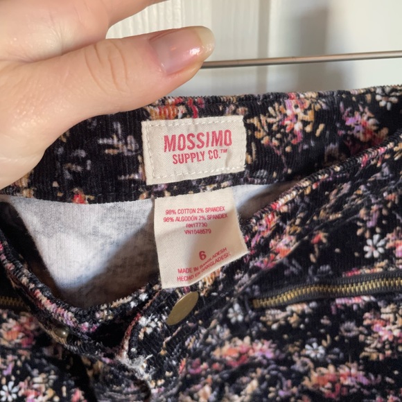 Skirt - Picture 4 of 5